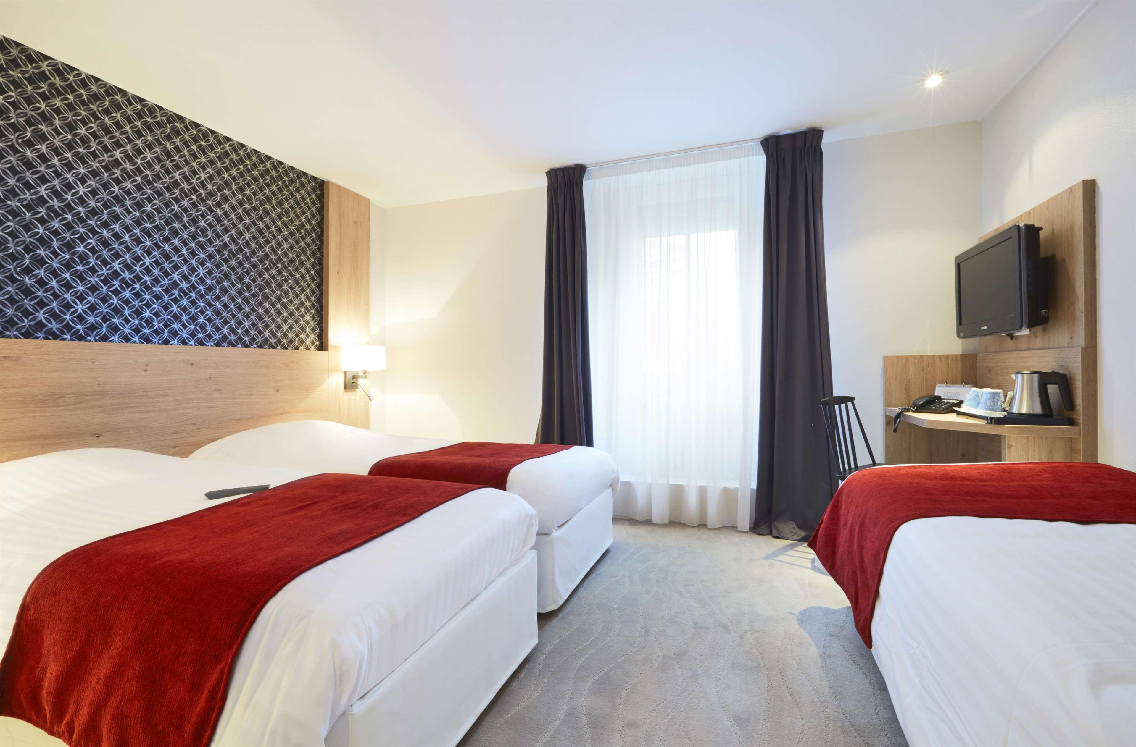Kyriad Vannes Centre Ville Экстерьер фото