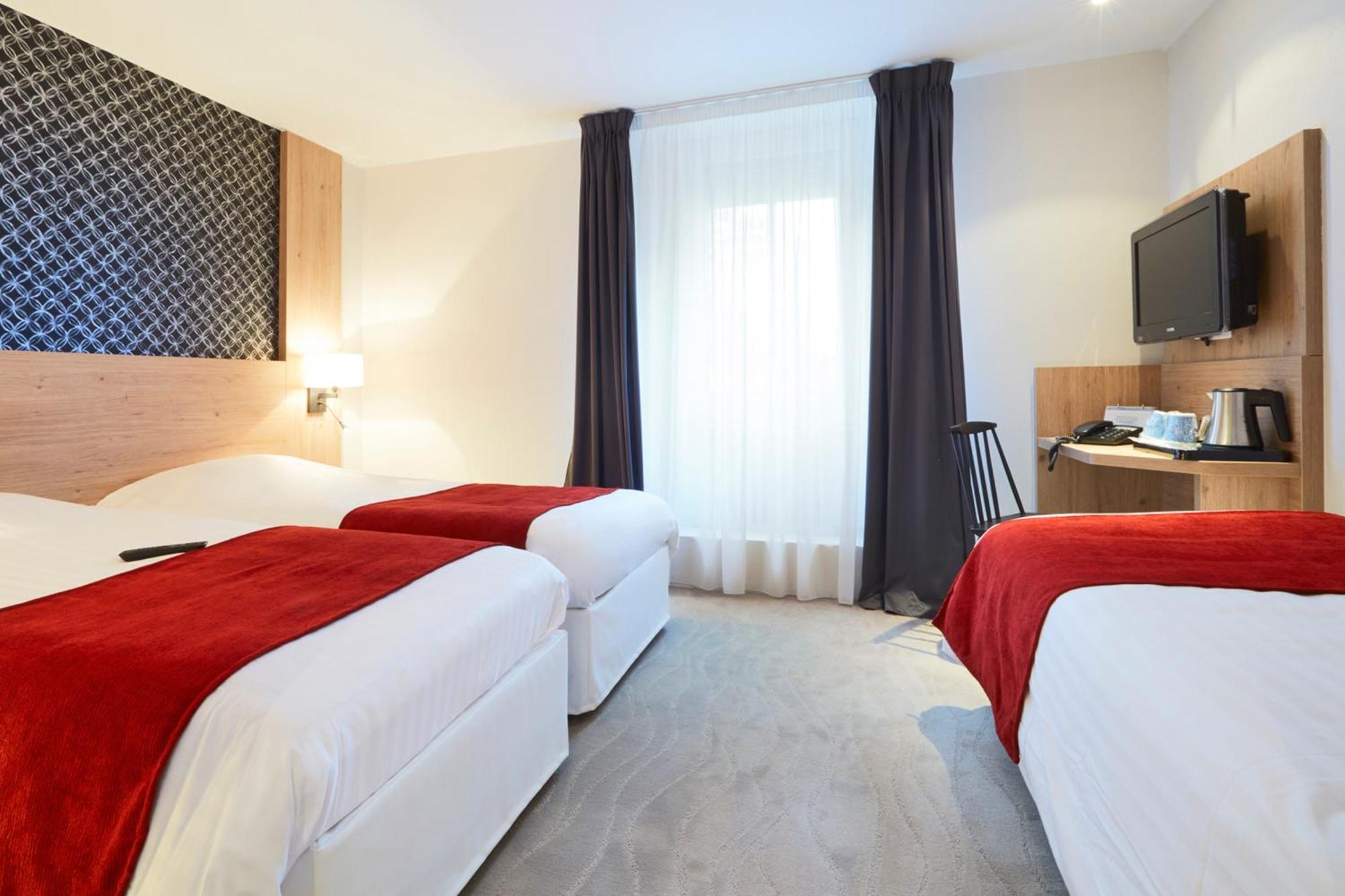 Kyriad Vannes Centre Ville Экстерьер фото