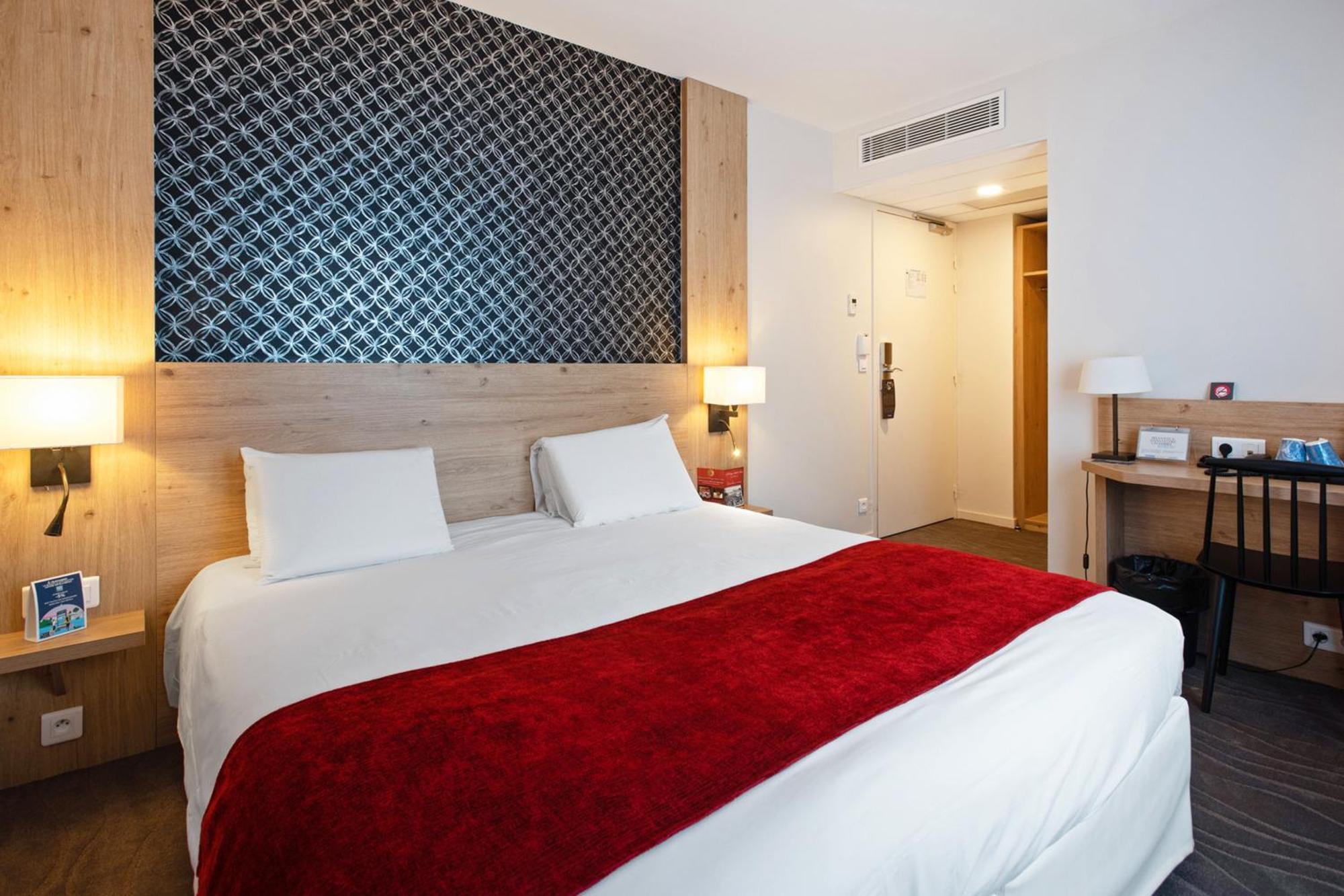 Kyriad Vannes Centre Ville Экстерьер фото